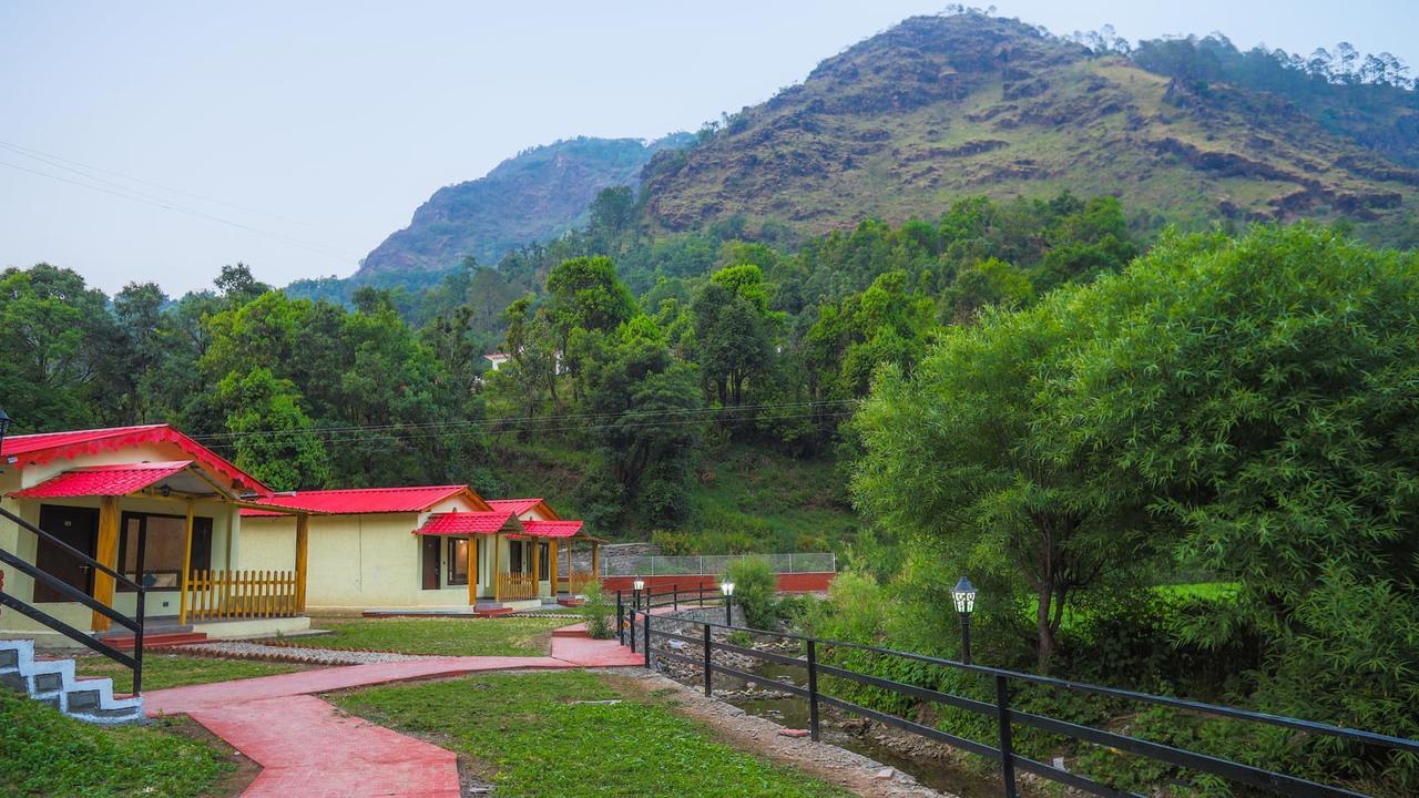 The Jungle Pool By Beyond Stay Nainital Bagian luar foto